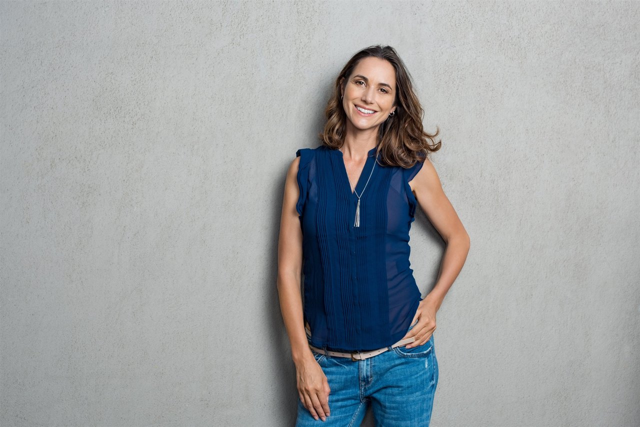 Senior Relationship First Date Signs